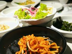 餐前小菜-本家韩国烤肉(青岛万象城店)