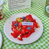  郑州海滩街上最独特的甜品店 上下两层独栋小绿楼