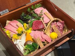-山川小町·极番烧肉(新地假日广场店)