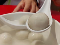 -宁波汤团店(外滩店)