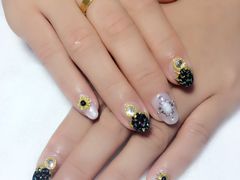 -MiuMiu日式美甲美睫工作室