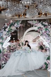 -So Shine 婚纱礼服·喜妈妈喜婆婆礼服馆(北外滩店)