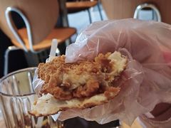 -必胜客(大宁路店)
