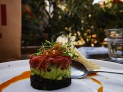 牛肉塔塔配牛油果黑橄榄酱-Solo(衡山路店)