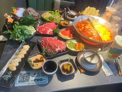 -湊湊火锅·茶憩(杭州湖滨银泰in77店)