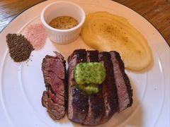 -羽深肉铺 Steak & Wine