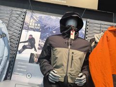 -迪卡侬(越秀公园店)