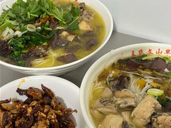 -文山荷鲜居(翠湖店)