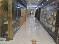 -万润国际酒店用品市场(曹安国际商城店)