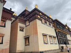 -噶丹松赞林寺