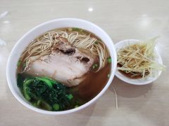 -老西白点心店