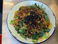 -拈签一笑黄牛肉辣卤串串