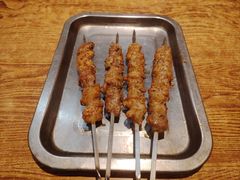 -清真吴记门钉肉饼·喜多利