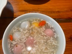 -金枝玉叶上海人家食府(三里河店)