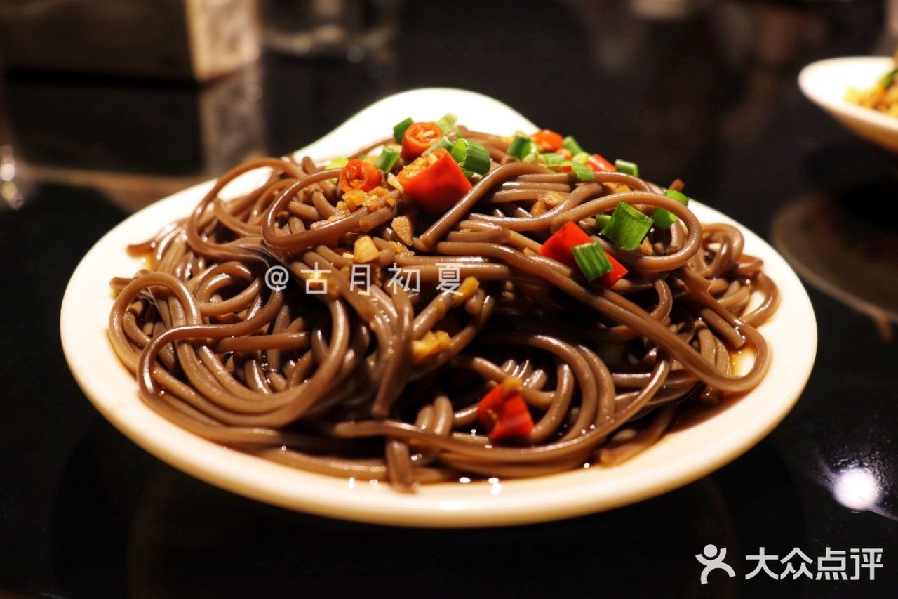厦门苗寨酸汤鱼|人均80，藏在吕厝地铁站旁的苗寨农家菜