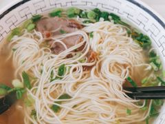 -陇兴楼兰州拉面(西安咸阳国际机场店)