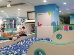 -孩子王童乐园(唐山万达广场店)