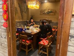 -一品江湖烧烤餐厅