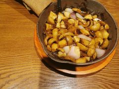 -云海肴·汽锅鸡·云南菜(天山百盛优客店)