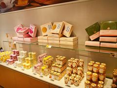 -好利来(八角店)