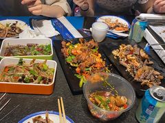 -马路边上·小海鲜烧烤(八一路店)