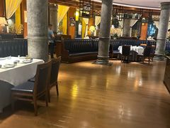 -八府香鸭·啫啫煲(华山路店)