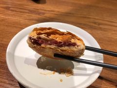 玫瑰鲜花饼-云海肴·汽锅鸡·云南菜(天山百盛优客店)