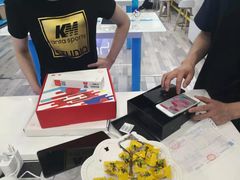 -荣耀授权专卖店(黄浦浙江中路店)