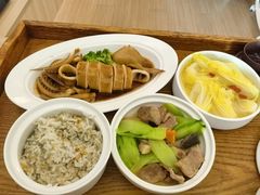 -雪梅月子中心(华侨城店)