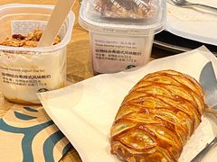 -星巴克臻选(华堂·新辰汇店)