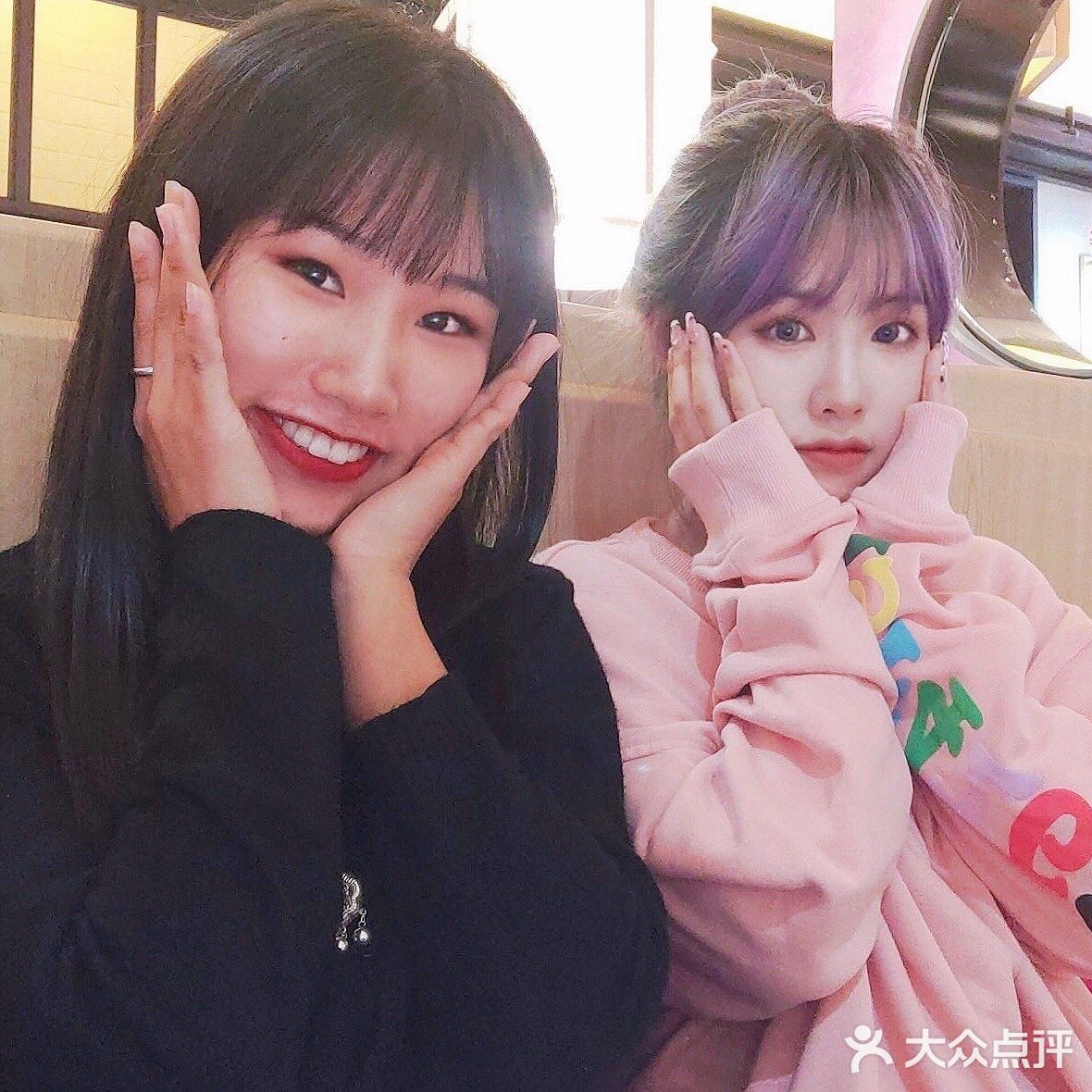 与美女吃饭本身就是一件很愉快的事情🦆
