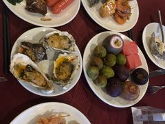 -荣誉国际酒店-云顶旋转餐厅