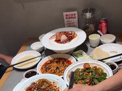 -褚记烤鸭·南京家常菜(雨花客厅店)