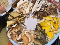 -野菌皇海景野生菌火锅(滨海大道店)
