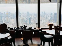 -FLAIR顶层餐厅酒吧(浦东丽思卡尔顿酒店)