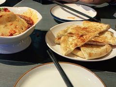 -壹号院音乐餐厅•烤全羊•新疆菜(浐灞店)