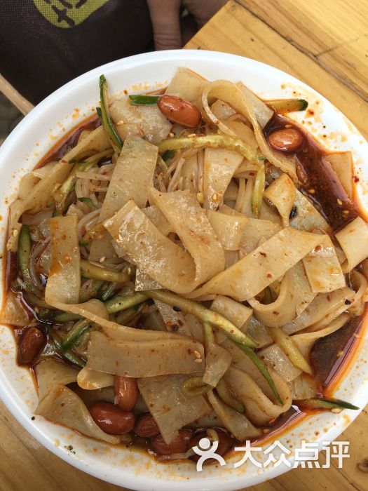 徐州第一家擀面皮图片 - 第1张