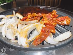 -明洞阿姨·韩式酱蟹烤肉·创意料理(三元桥店)