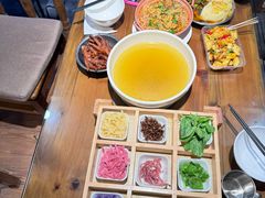-88号小吃店·经典云南菜·地道纳西美食