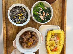 -雪梅月子中心(华侨城店)