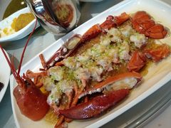 蒜蓉粉丝蒸龙虾-御花园·粤菜·海鲜火锅(中山公园店)