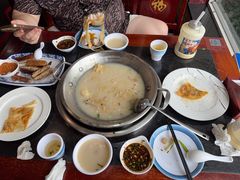 -老来福·非遗酸汤兔(凯旋路店)