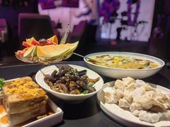 -粉墨特色菜·烧烤音乐酒馆