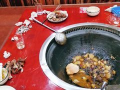 -哈尔滨东北铁锅炖(都督街店)