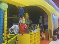 -蹦蹦跳跳(新奥购物中心店)