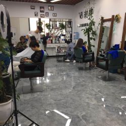 -V8潮牌·接发烫染连锁