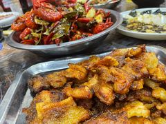 -江城燕子大排档(江汉路步行街店)