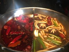 -湊湊火锅·茶憩(新中关购物中心店)