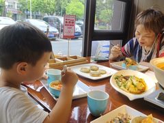 -魏铭鱼头捞饭(晋阳路店)