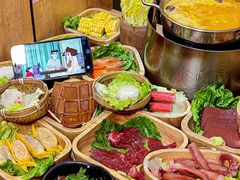 -独食火锅·半米屋台(直营总店)